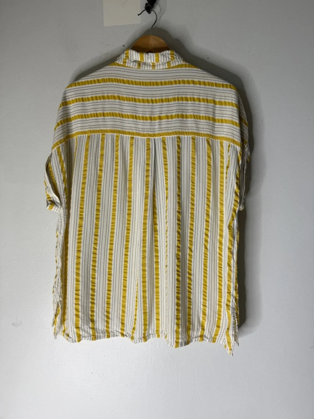 Dylan Yellow White Stripe Collar Short Sleeve Button Down XL - Picture 2 of 4